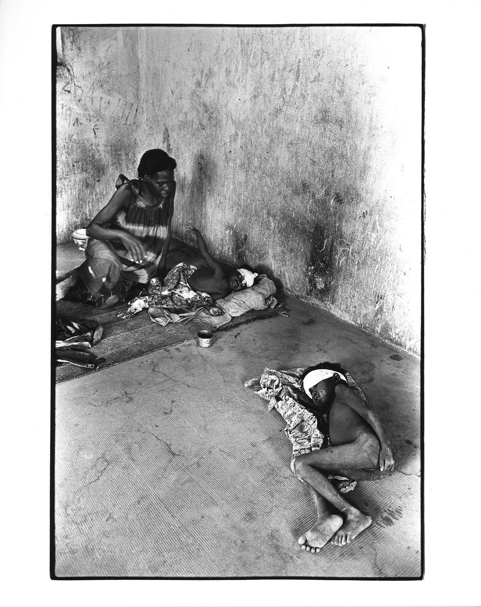 Mission CICR, hôpital de brousse, Tchad – Photographies originales – Dany GIGNOUX – 1982