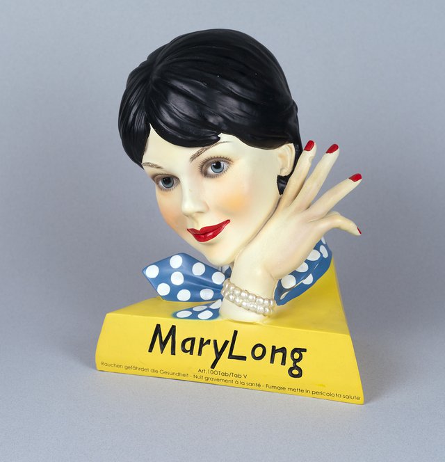 MaryLong, Statuette