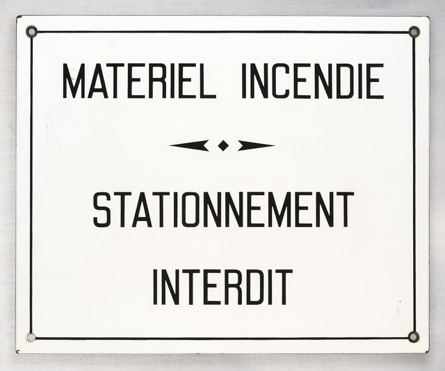 Matériel Incendie, Stationnement Interdit