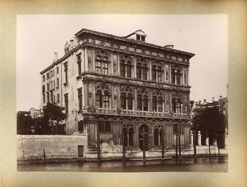 Venezia, Pal' Vendramin Calergi