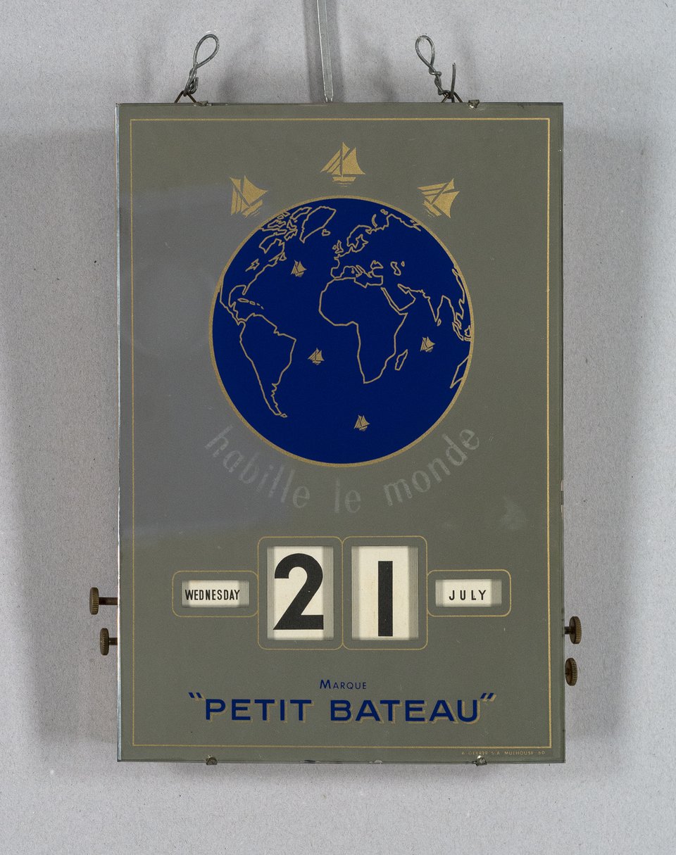 Petit Bateau, habille le monde