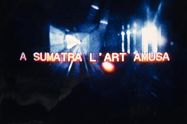 Palindrome "A Sumatra l'Art Amusa"