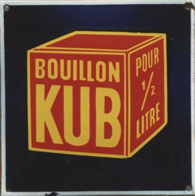 Bouillon Kub, France