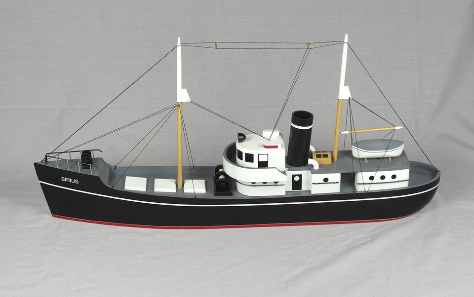 Tintin, Chalutier Sirius, L'Étoile Mystérieuse
