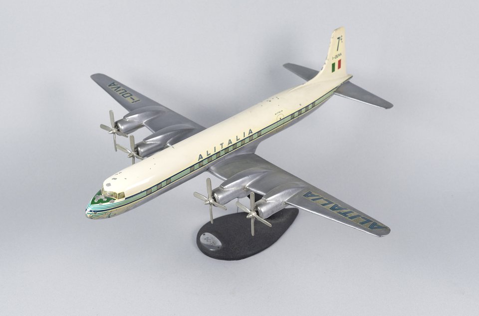 Alitalia, DC-7c