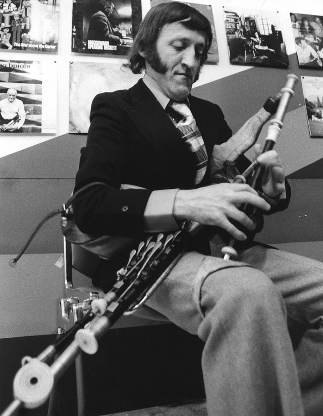 Paddy Moloney, Nyon